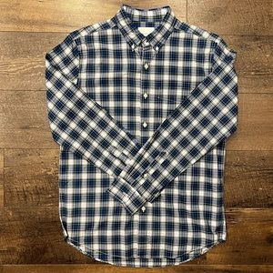 Everyday Button-Up Shirt